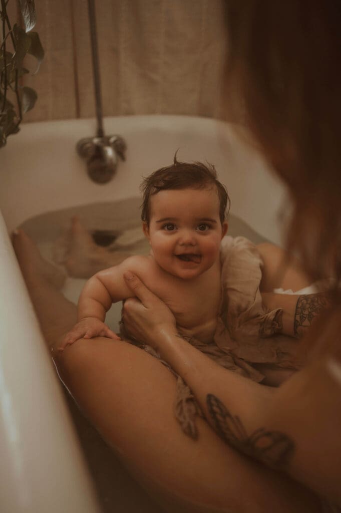 baby in bath tub photoshoot