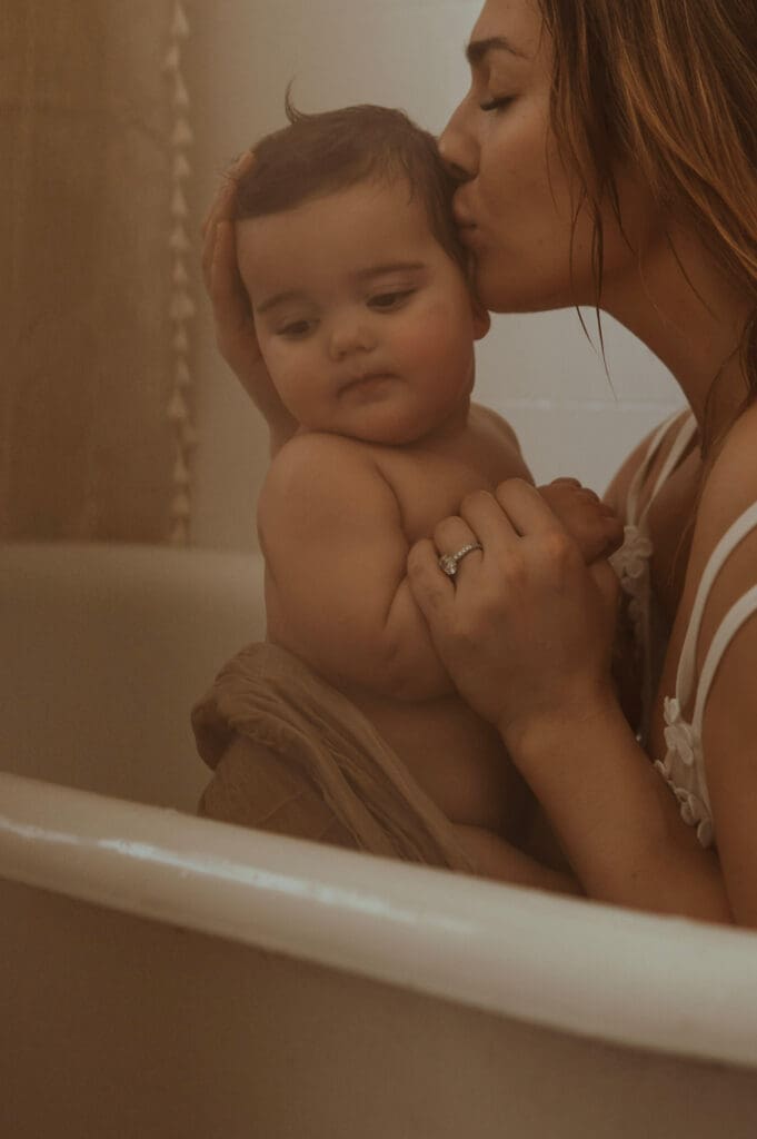 mom and baby bath time photoshoot